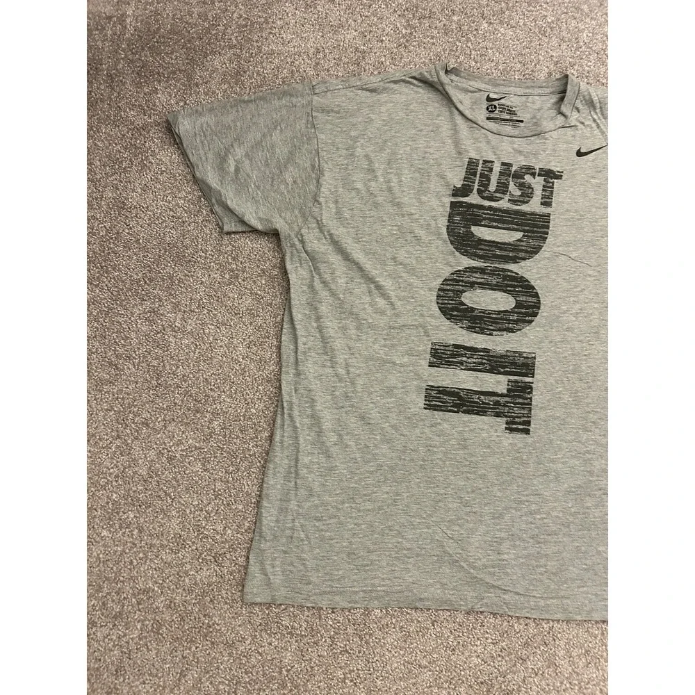 Nike T-Shirt Mens XL Gray Excellent Just Do It Graphic Short Sleeve Crew Neck